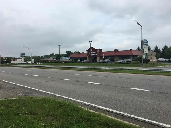 $150,000 | 1727 North Coliseum Boulevard, Fort Wayne, IN 46805