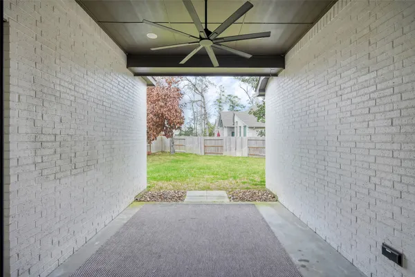 $560,000 | 111 Liatris Court, Conroe, TX 77304