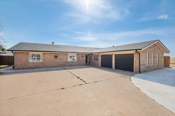 $295,000 | 107 Holly Circle, Levelland, TX 79336