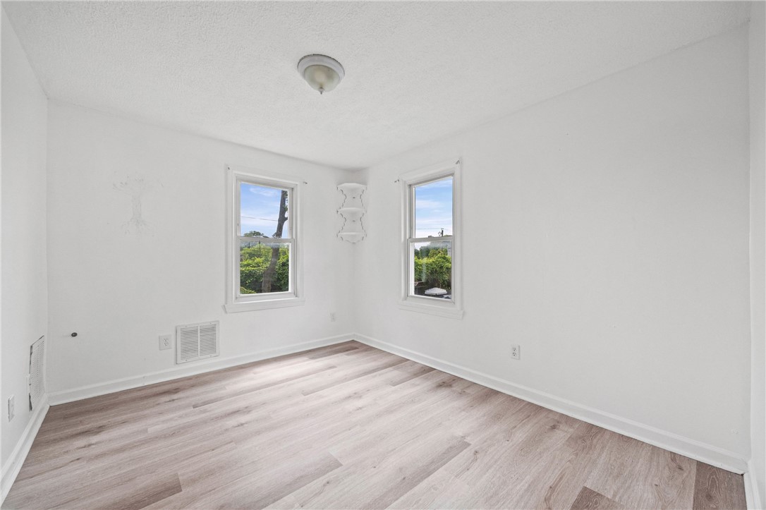 77 Avis Street Rochester, NY 14615 - Photo 26 of 37