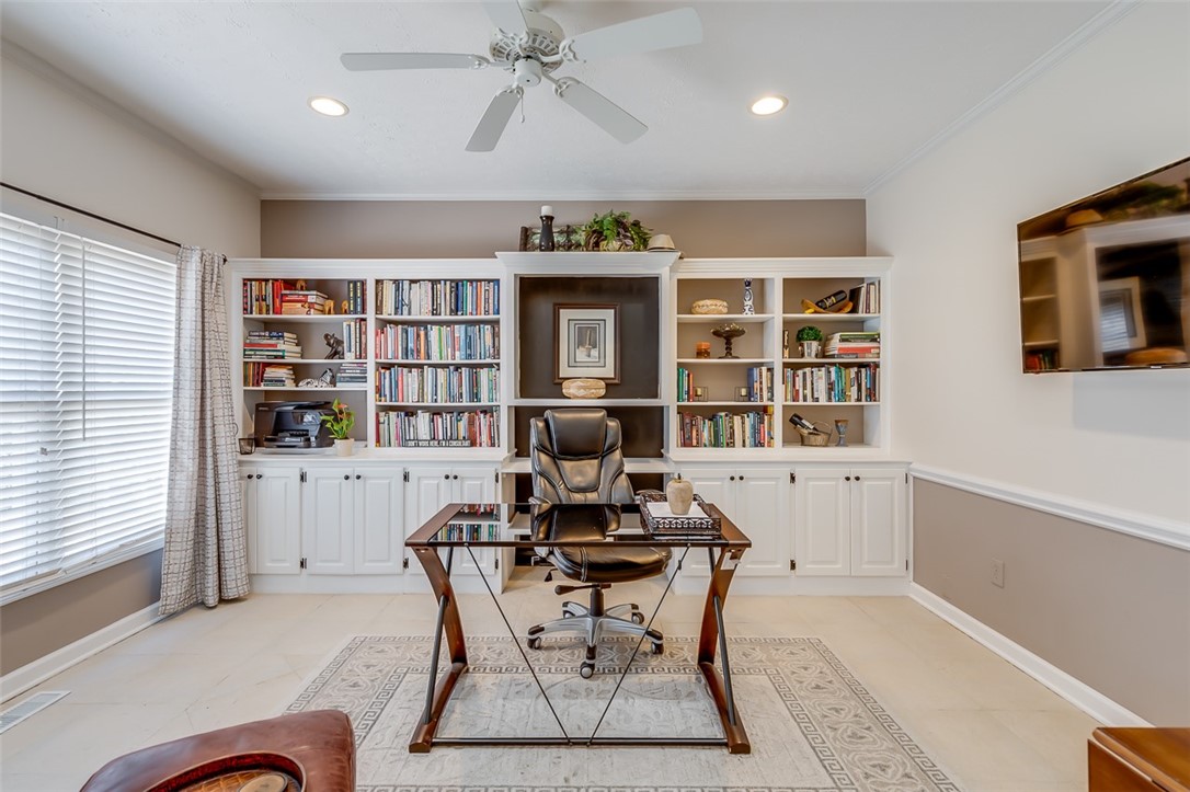 4015 Turnberry Loop Seneca, SC 29678 - Photo 7 of 50 An office for a VIP!