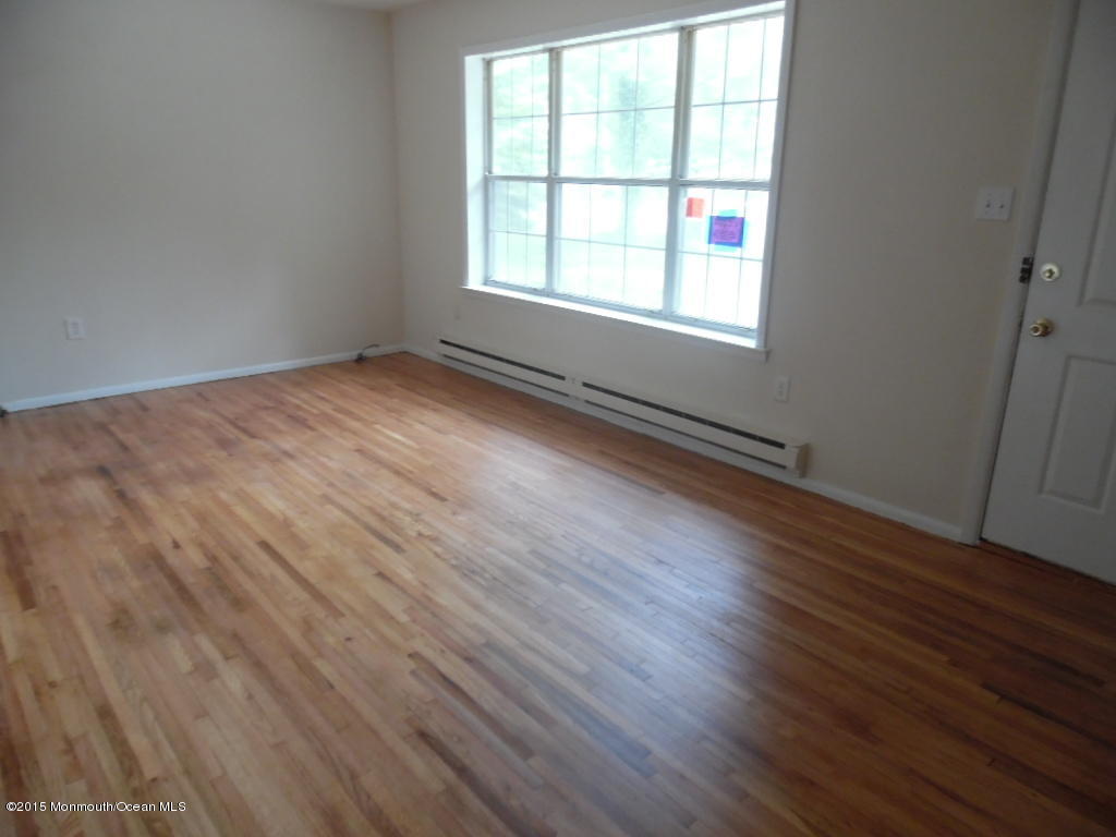 200 Commodore Road Manahawkin, NJ 08050 - Photo 8 of 11 2015-06-04 17.45.57