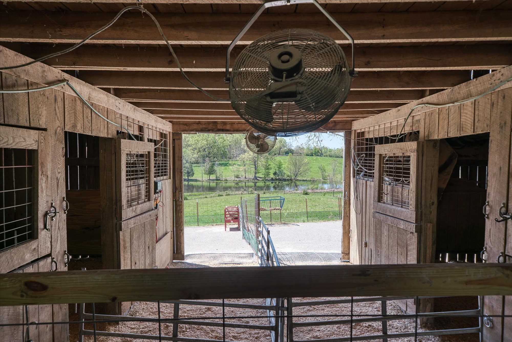 1563 Boyd Creek Road Sparta, TN 38583 - Photo 34 of 77 Gallery Image 34