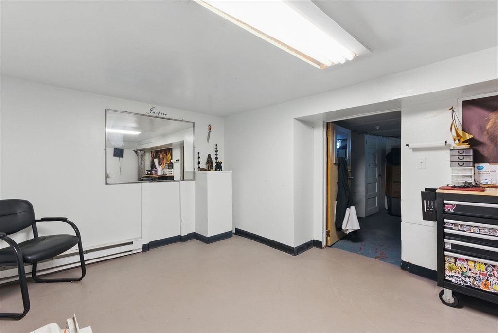 416 Orange Street Springfield, MA 01108 - Photo 18 of 42 Gallery Image 18