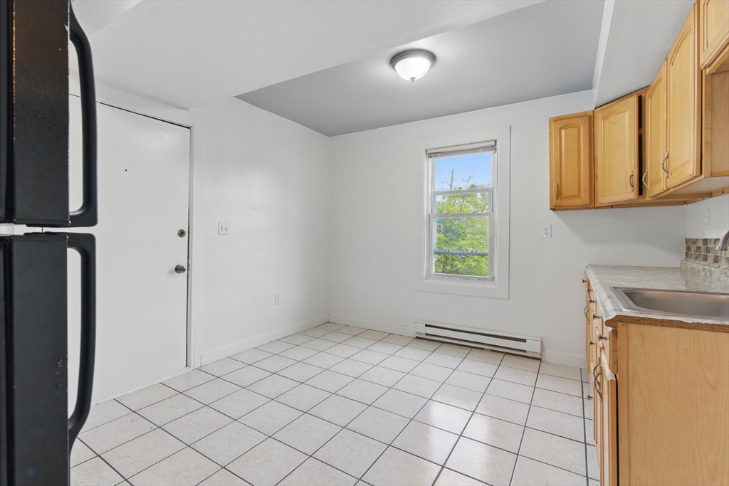 416 Orange Street Springfield, MA 01108 - Photo 24 of 42 Gallery Image 24