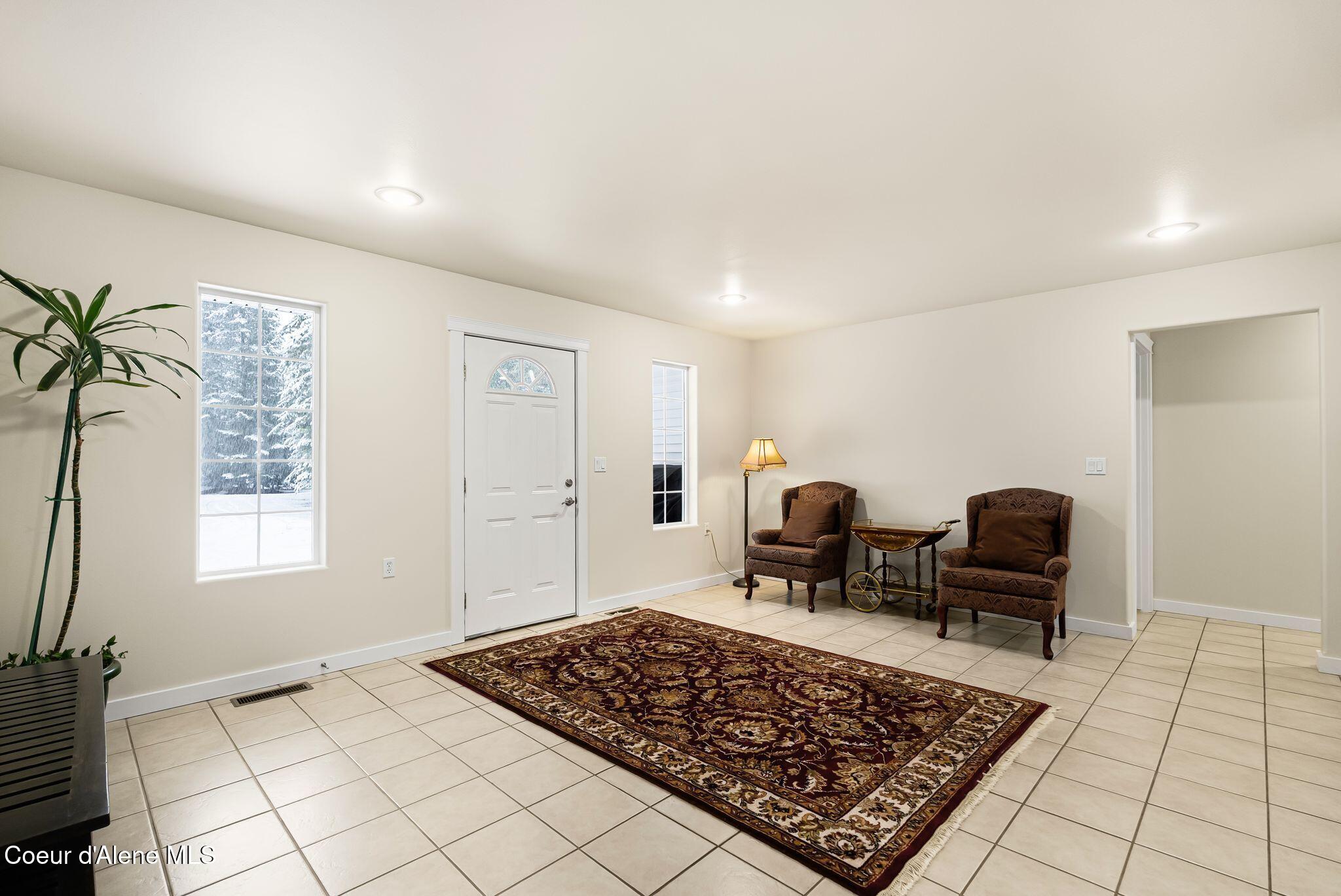 249 Indigo Sky Road Sandpoint, ID 83864 - Photo 22 of 71 Entry with tile accents