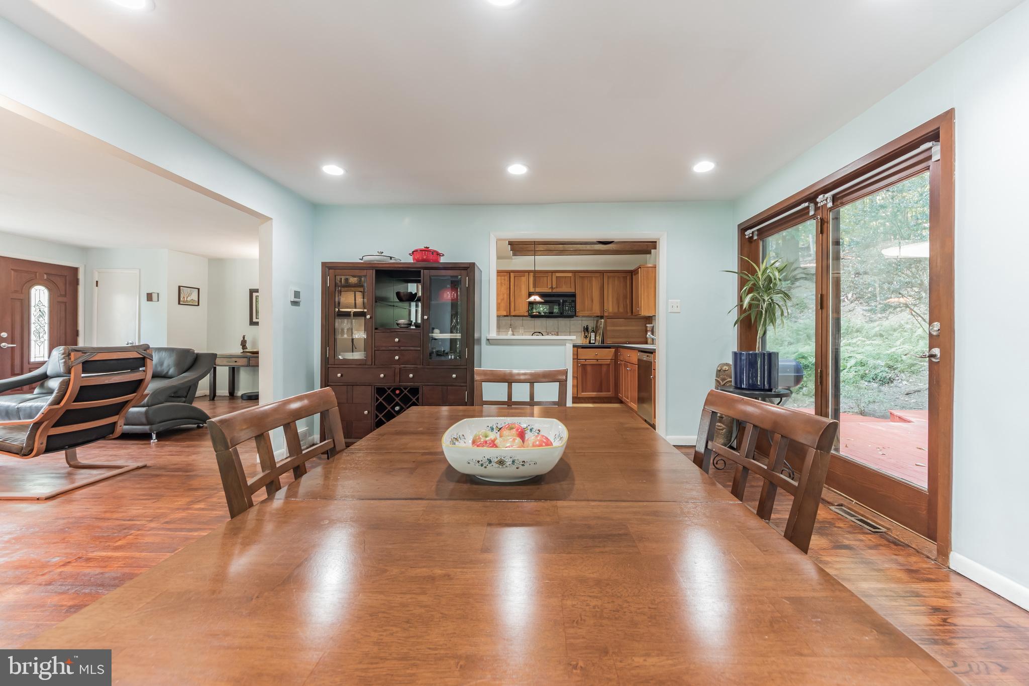 548 Forest Road Wayne, PA 19087 - Photo 12 of 28