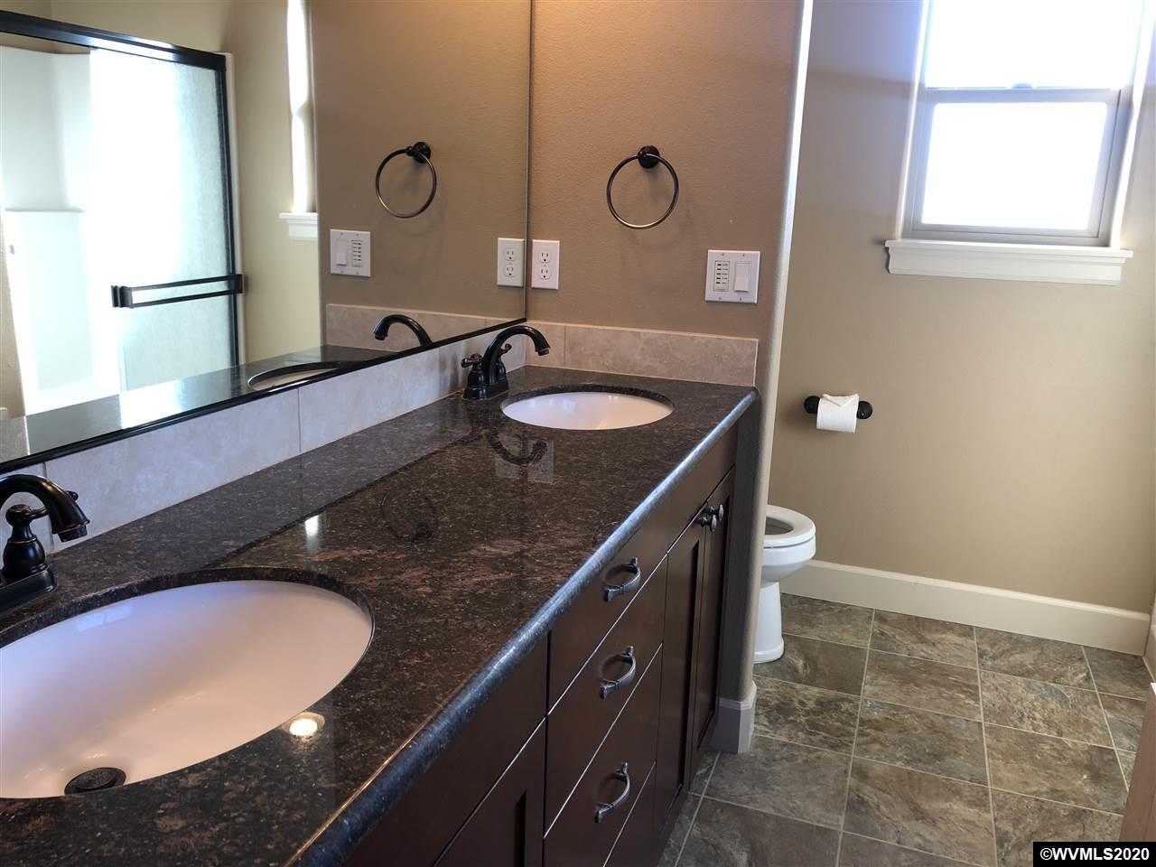 1137 Taurus Loop Northeast Keizer, OR 97303 - Photo 7 of 25