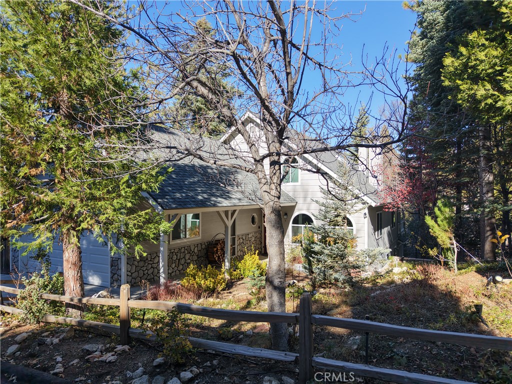 174 Golf Course Road Lake Arrowhead, CA 92391 - Photo 67 of 71 a front view of a house with garden