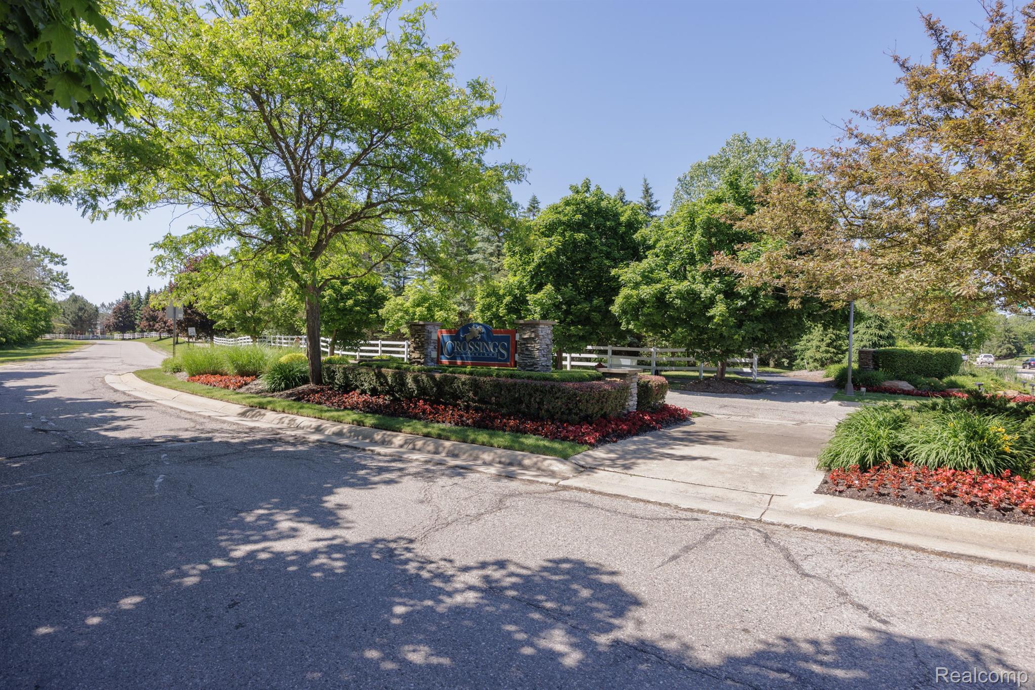 4237 Calumet Drive Rochester, MI 48306 - Photo 55 of 64 Gallery Image 55