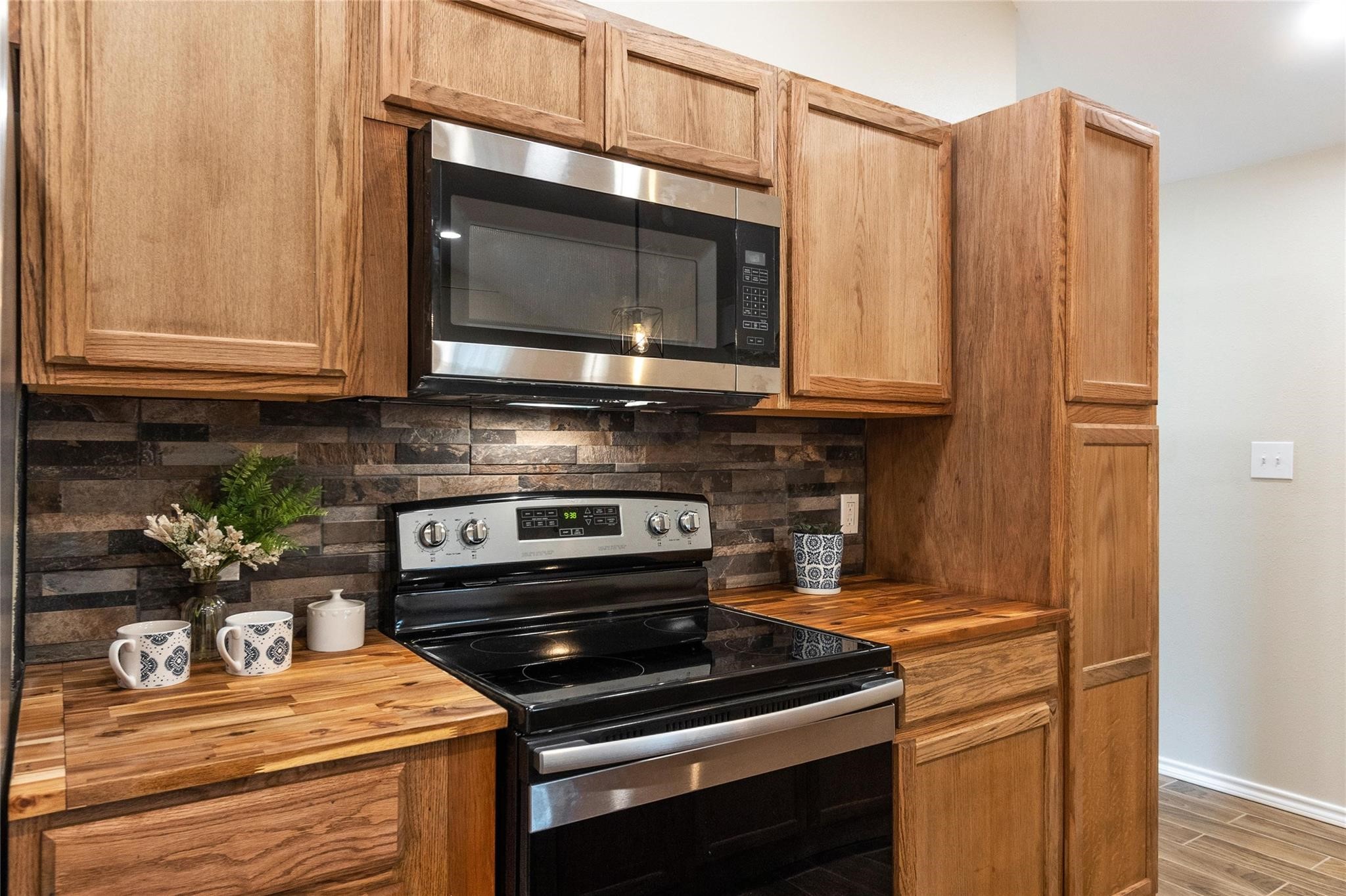 14961 Lamar Road Willis, TX 77378 - Photo 10 of 31 Kitchen with plenty of cabinet and counter space.