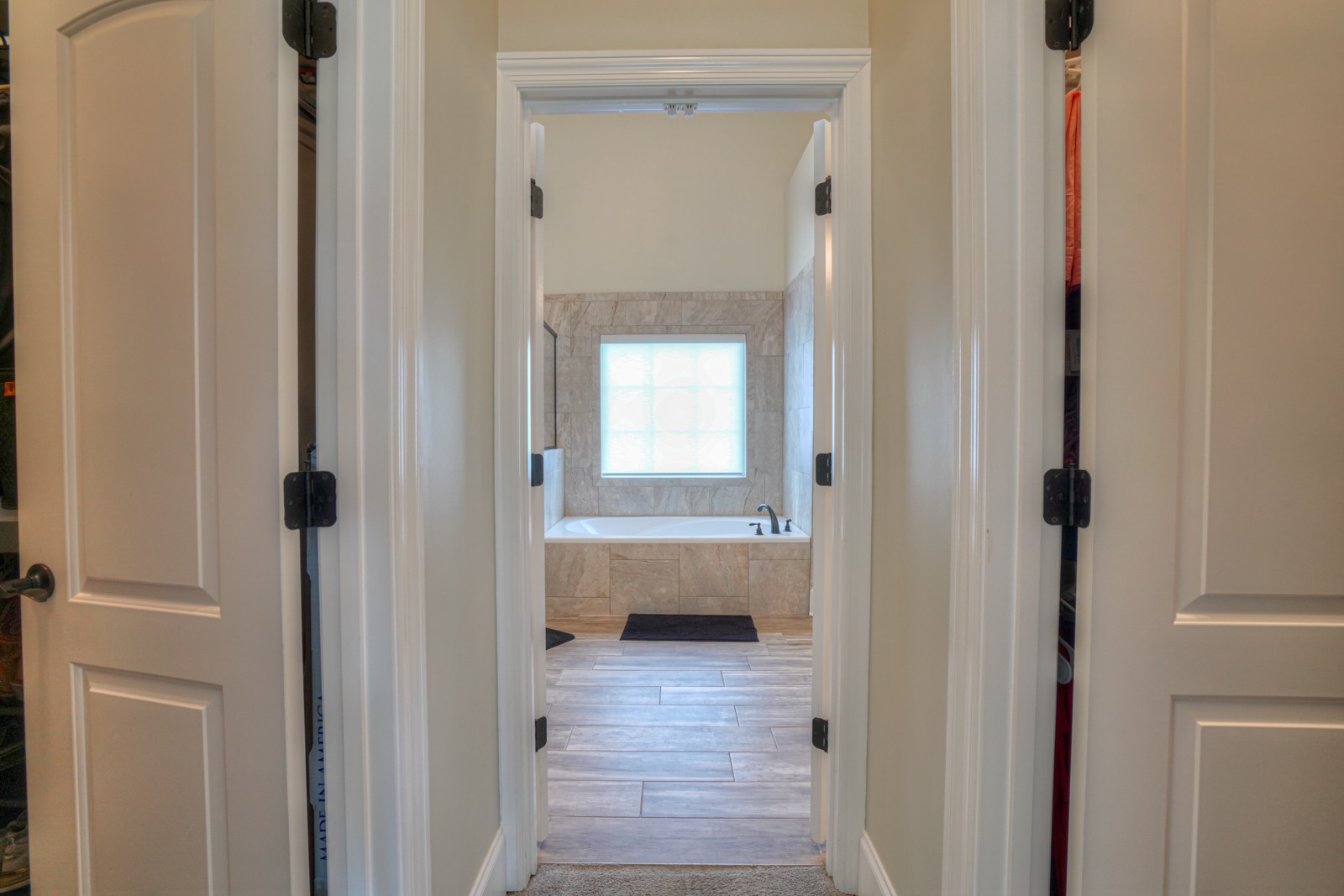 9620 Mona Road Murfreesboro, TN 37129 - Photo 13 of 58 a bathroom with a tub and shower