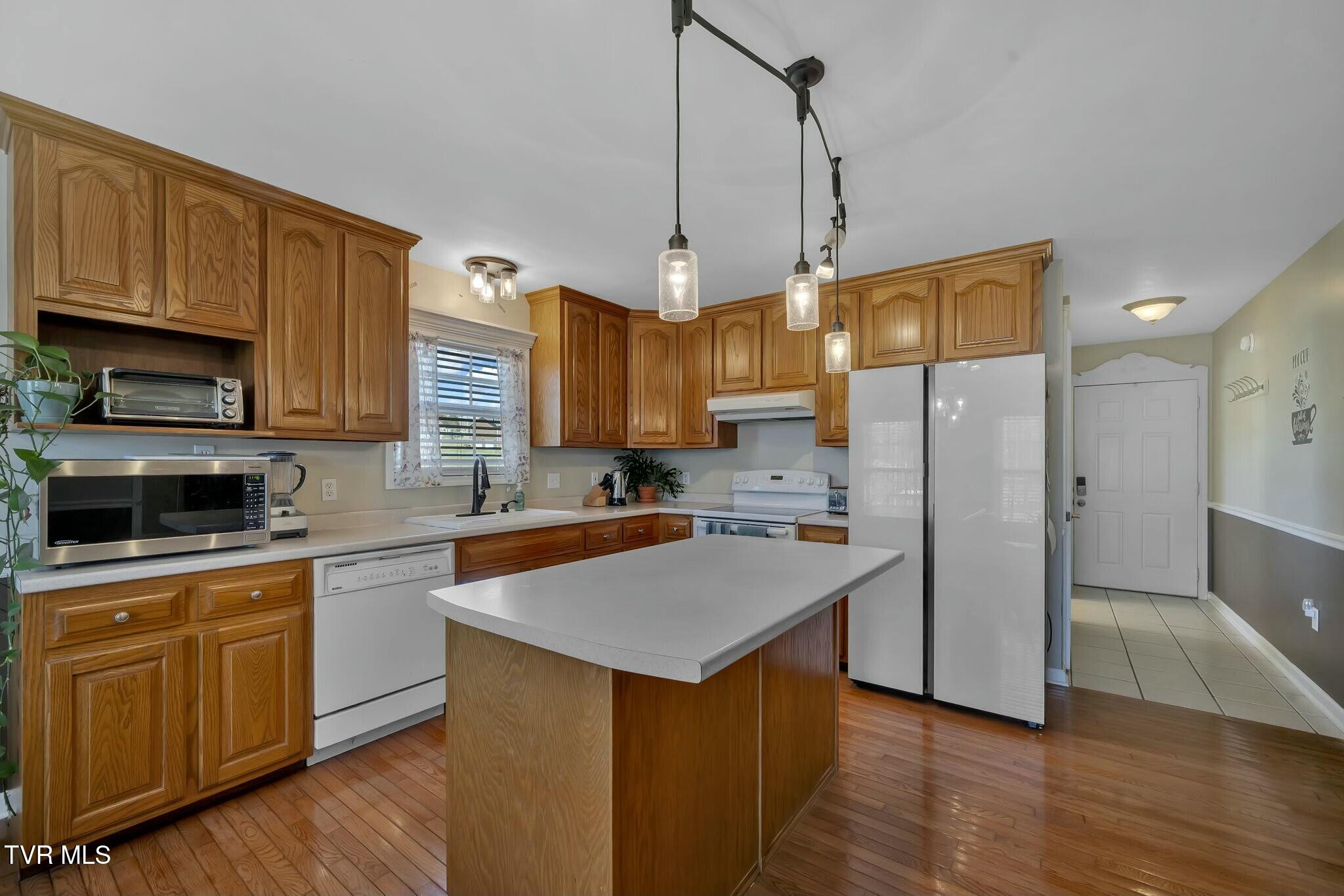 200 Harlan Road Rogersville, TN 37857 - Photo 7 of 44 tempImageBcri8x