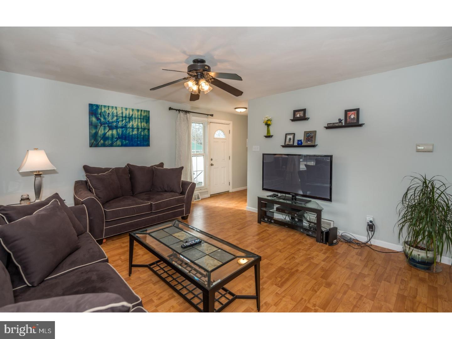 727 Fairview Road Swarthmore, PA 19081 - Photo 5 of 24 Living Room