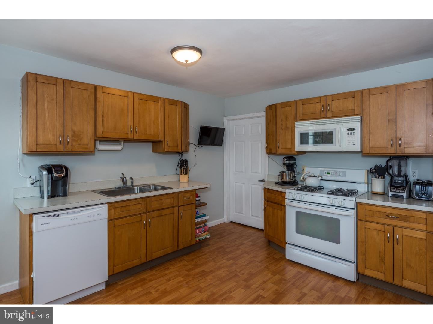 727 Fairview Road Swarthmore, PA 19081 - Photo 10 of 24 Kitchen