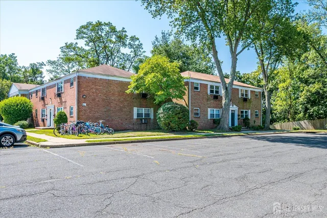 $1,750 | 289 Main Street, Unit 4P, Spotswood, NJ 08884