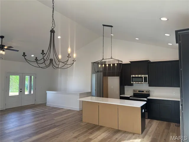 $419,900 | 335 Shumard Oak Drive, Troy, MO 63379