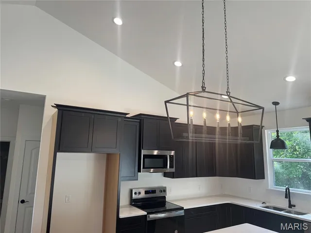 $419,900 | 335 Shumard Oak Drive, Troy, MO 63379