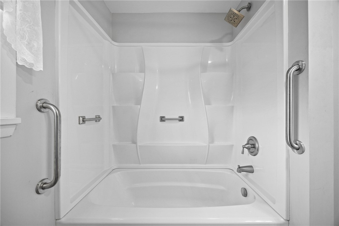 1145 Whitlock Road Irondequoit, NY 14609 - Photo 17 of 42