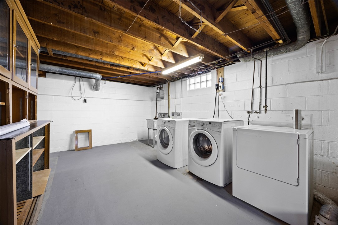 1145 Whitlock Road Irondequoit, NY 14609 - Photo 29 of 42