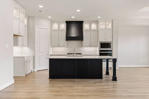 $524,650 | 302 Marsh Wren Way, Magnolia, TX 77354