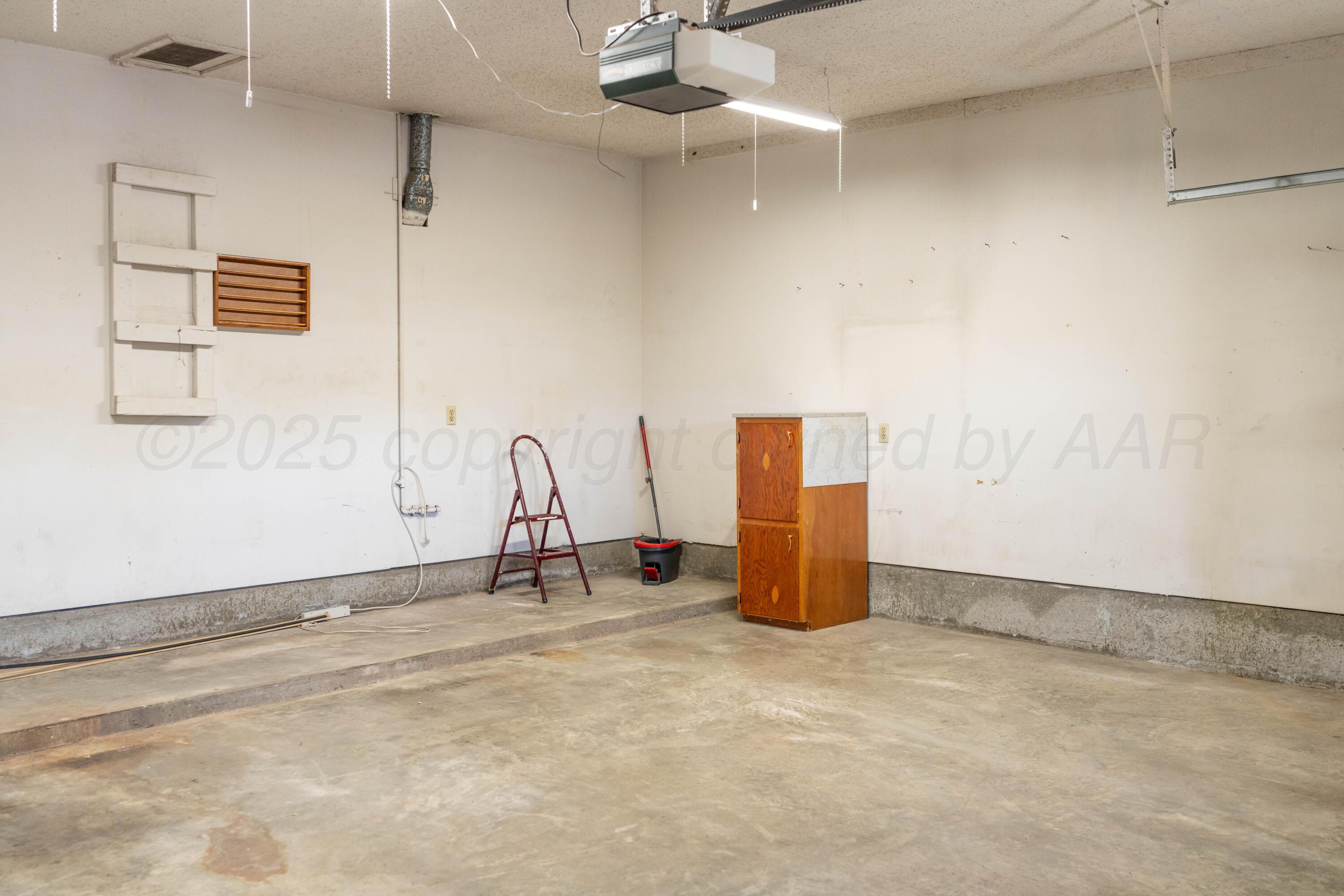 1315 South Canadian Street Wheeler, TX 79096 - Photo 28 of 44 a view of a room with gym equipment