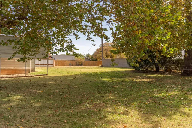 $140,000 | 1315 South Canadian Street, Wheeler, TX 79096