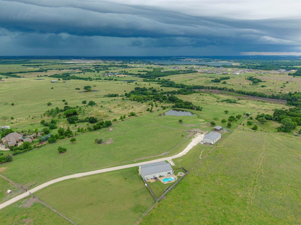 930 Pigg Road Waxahachie, TX 75165 - Photo 3 of 40