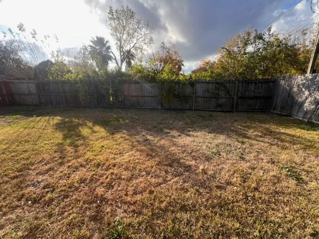 $1,750 | 2146 Minnesota Street, Houston, TX 77034