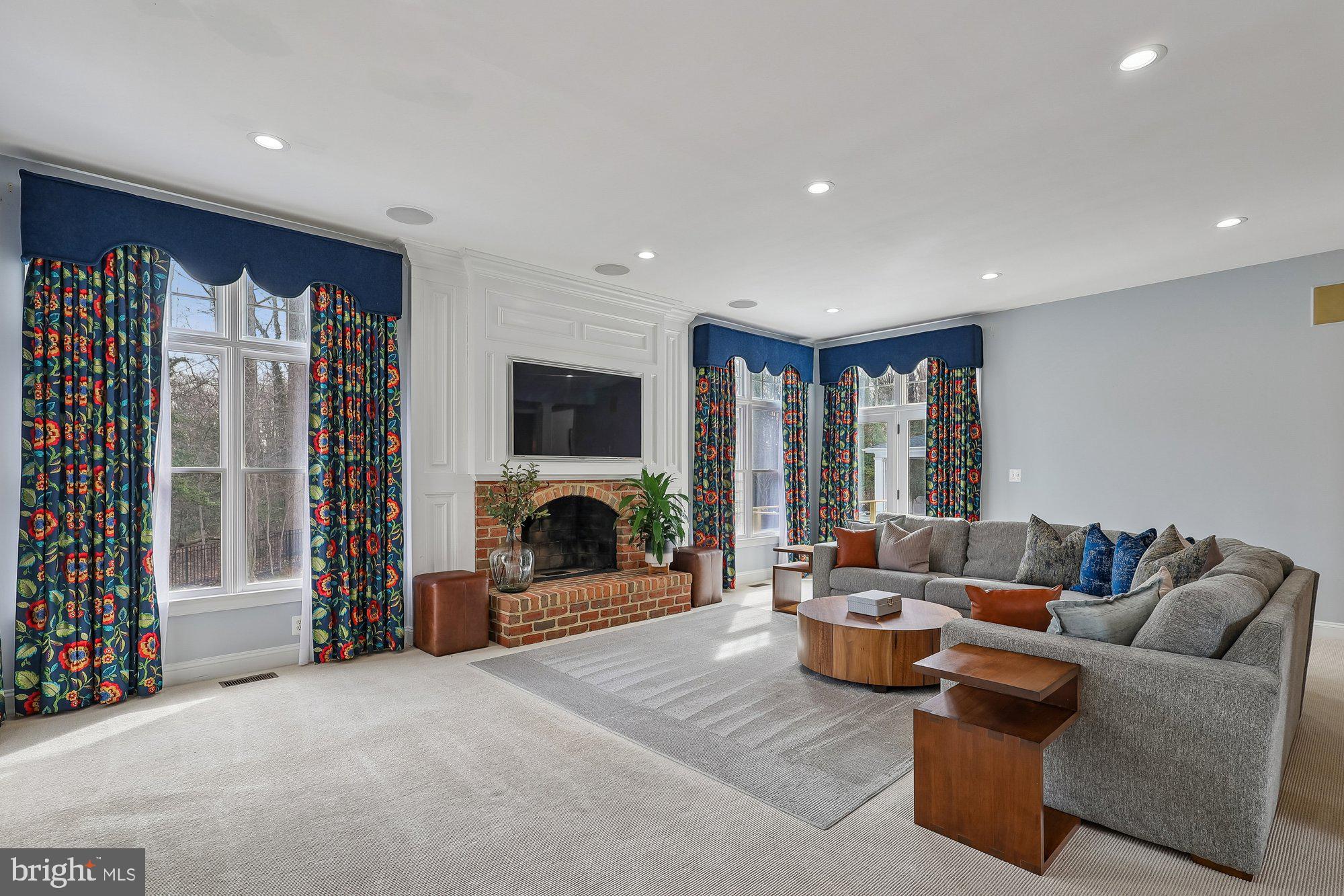 1303 Windsor Ridge Lane Annapolis, MD 21409 - Photo 7 of 40 Family Room with gas fireplace