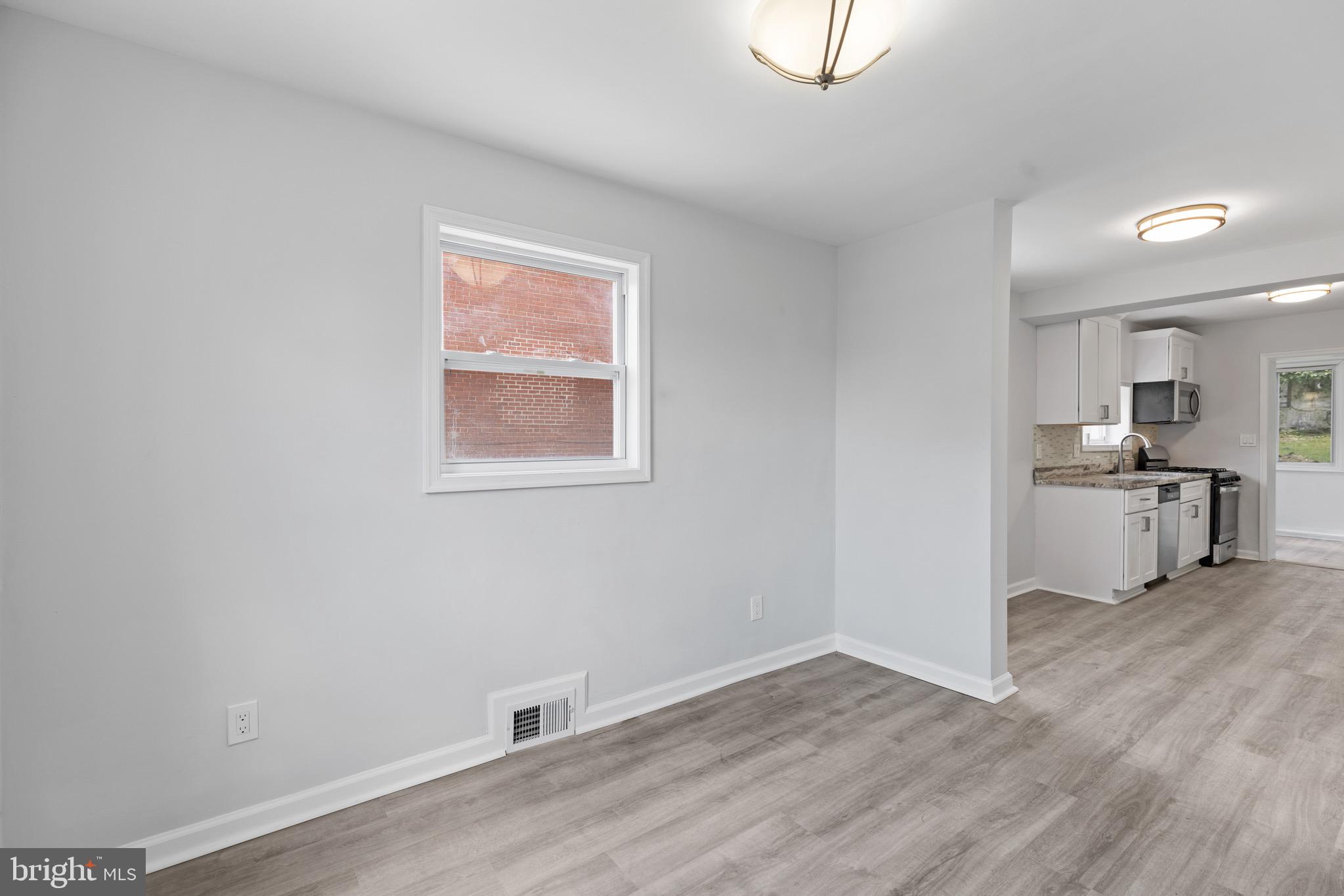 801 Chillum Road Hyattsville, MD 20783 - Photo 9 of 20 Dining Room