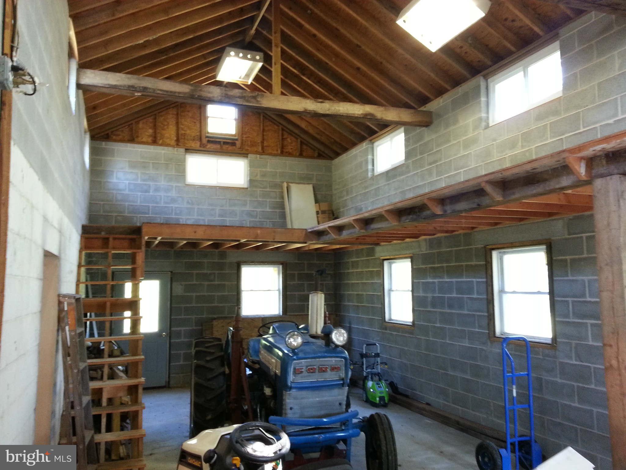15011 Brandywine Road Brandywine, MD 20613 - Photo 27 of 29 Work bay