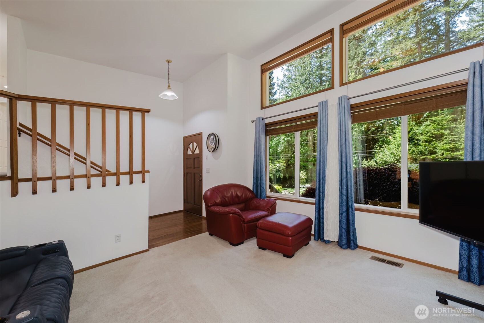 8950 Nels Nelson Road Northwest Bremerton, WA 98311 - Photo 3 of 40