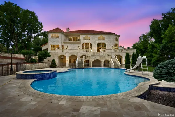 $5,500,000 | 18585 Sheldon Road, Northville, MI 48168