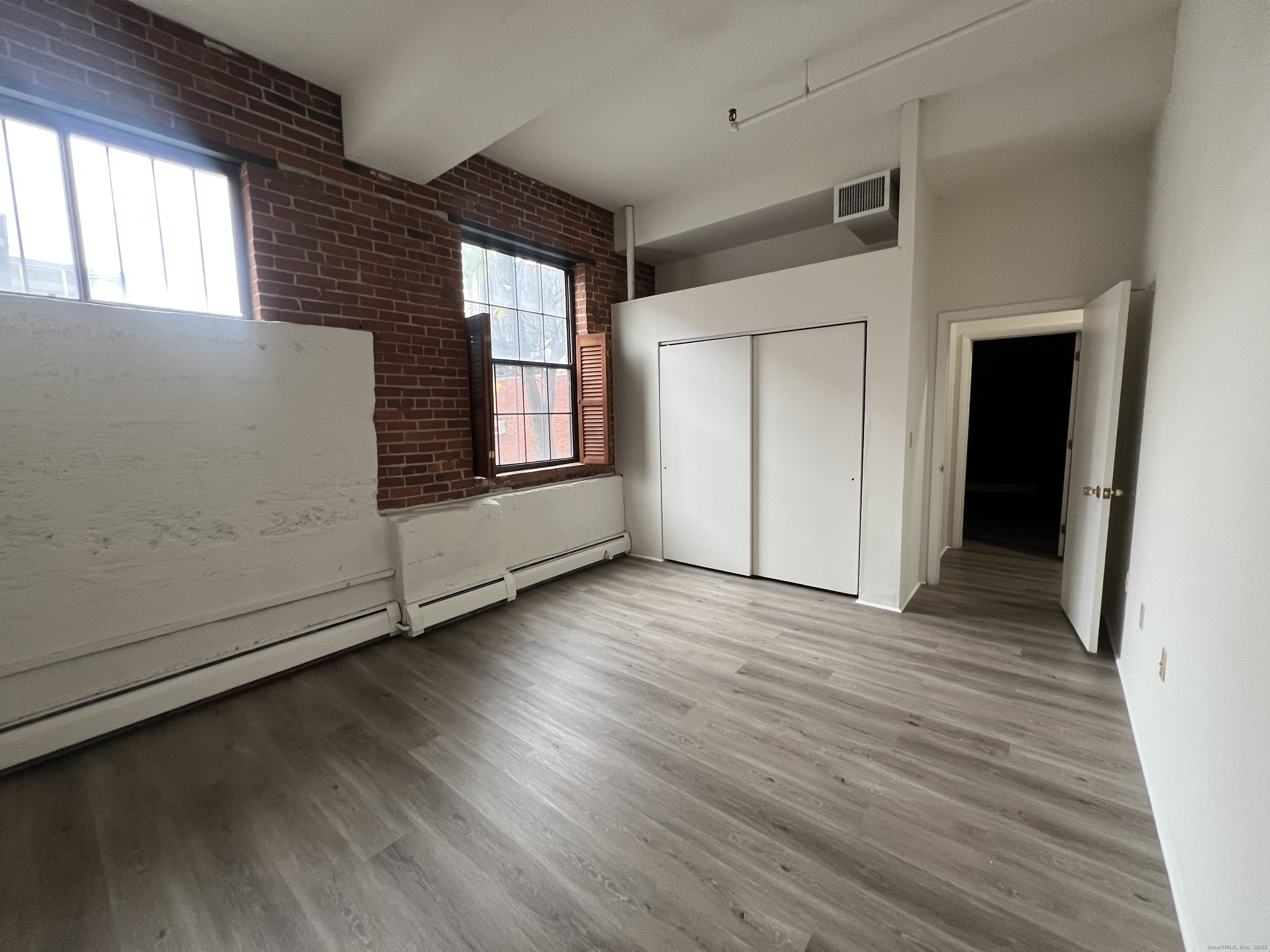 74 Union Place Hartford, CT 06103 - Photo 13 of 22