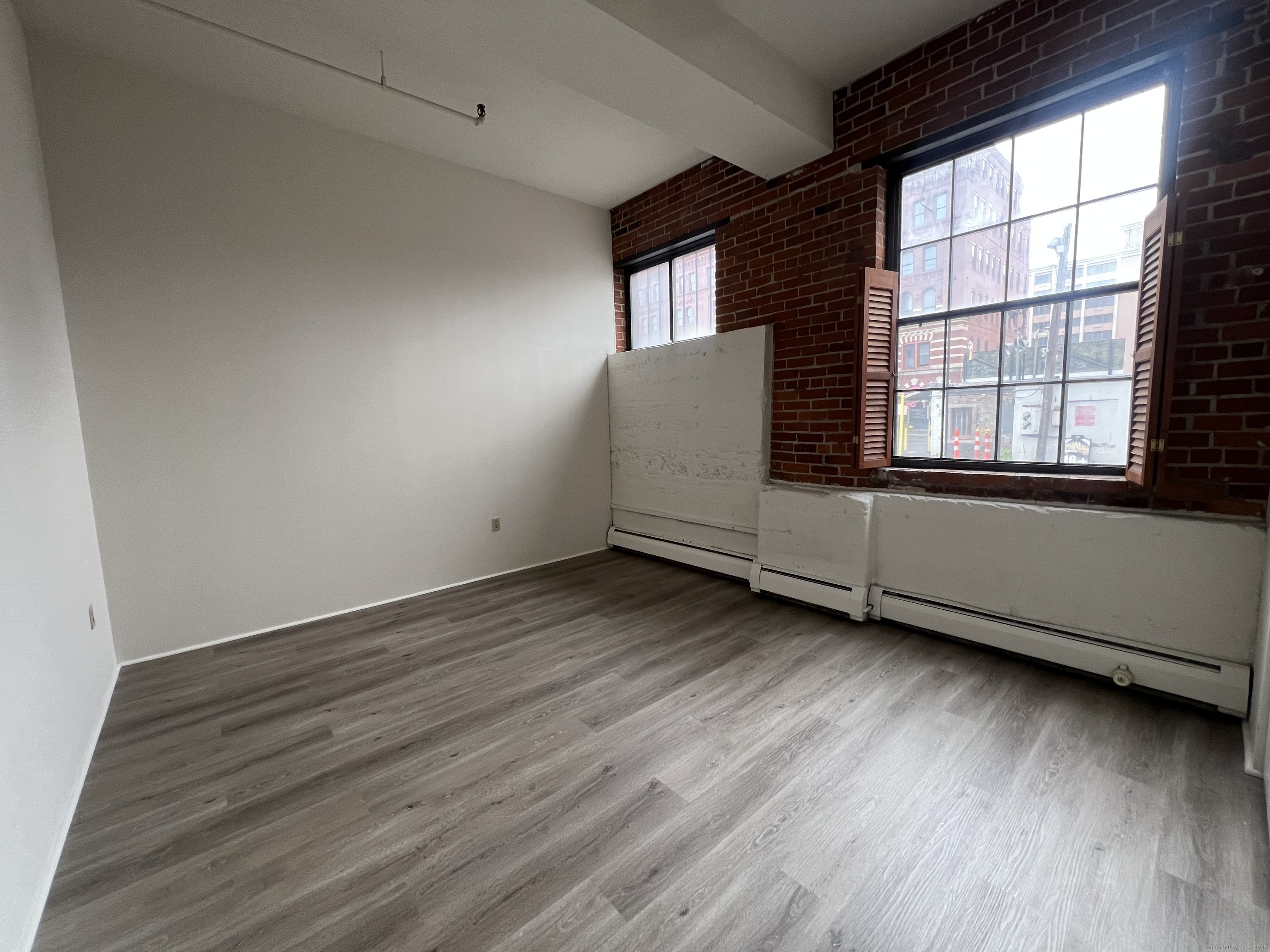 74 Union Place Hartford, CT 06103 - Photo 14 of 22