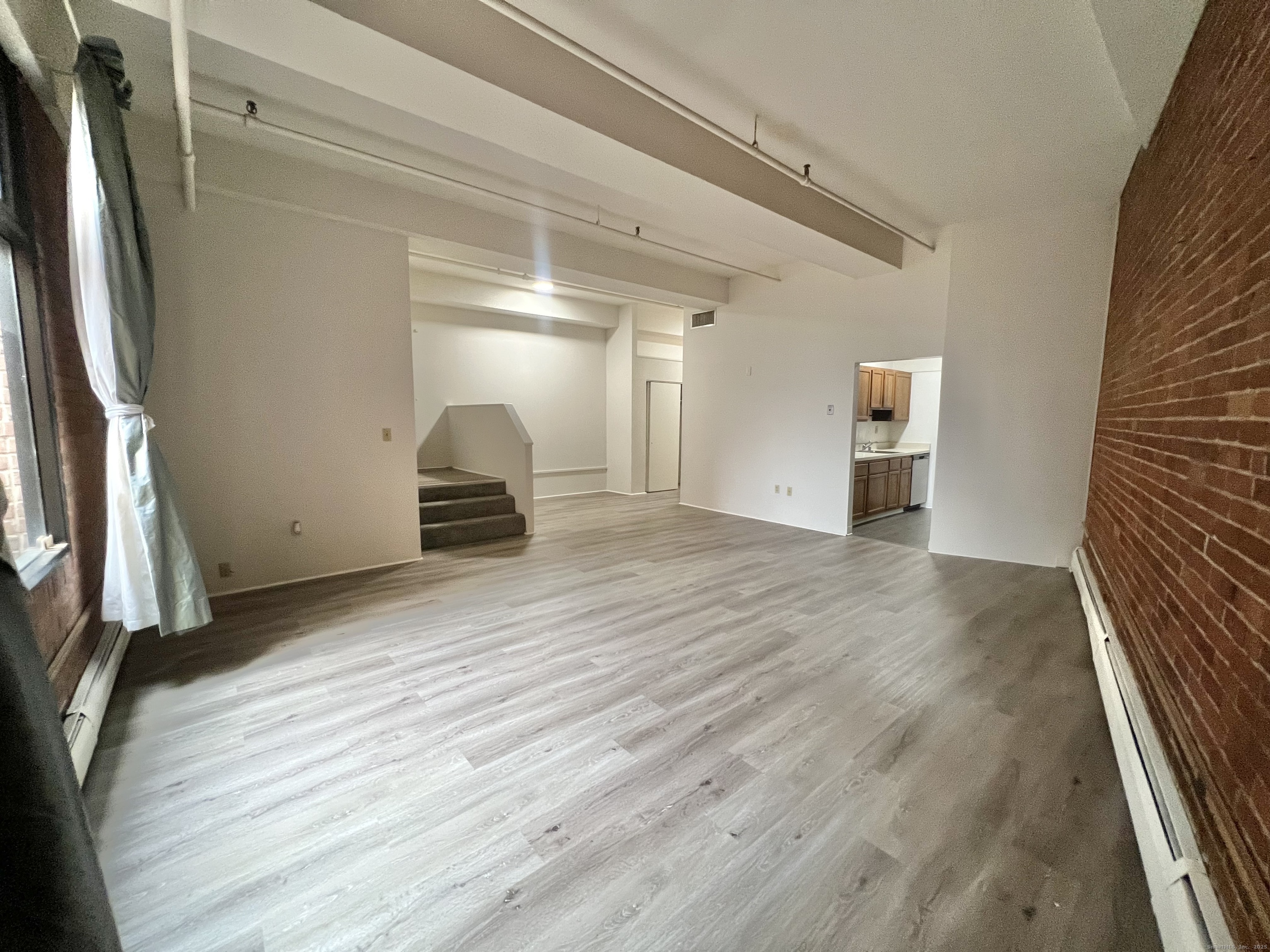 74 Union Place Hartford, CT 06103 - Photo 5 of 22