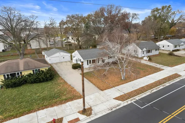 $330,000 | 604 North Bird Street, Sun Prairie, WI 53590