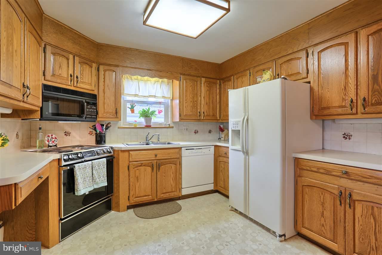 300 Miller Road Harrisburg, PA 17109 - Photo 11 of 25 Gallery Image 11