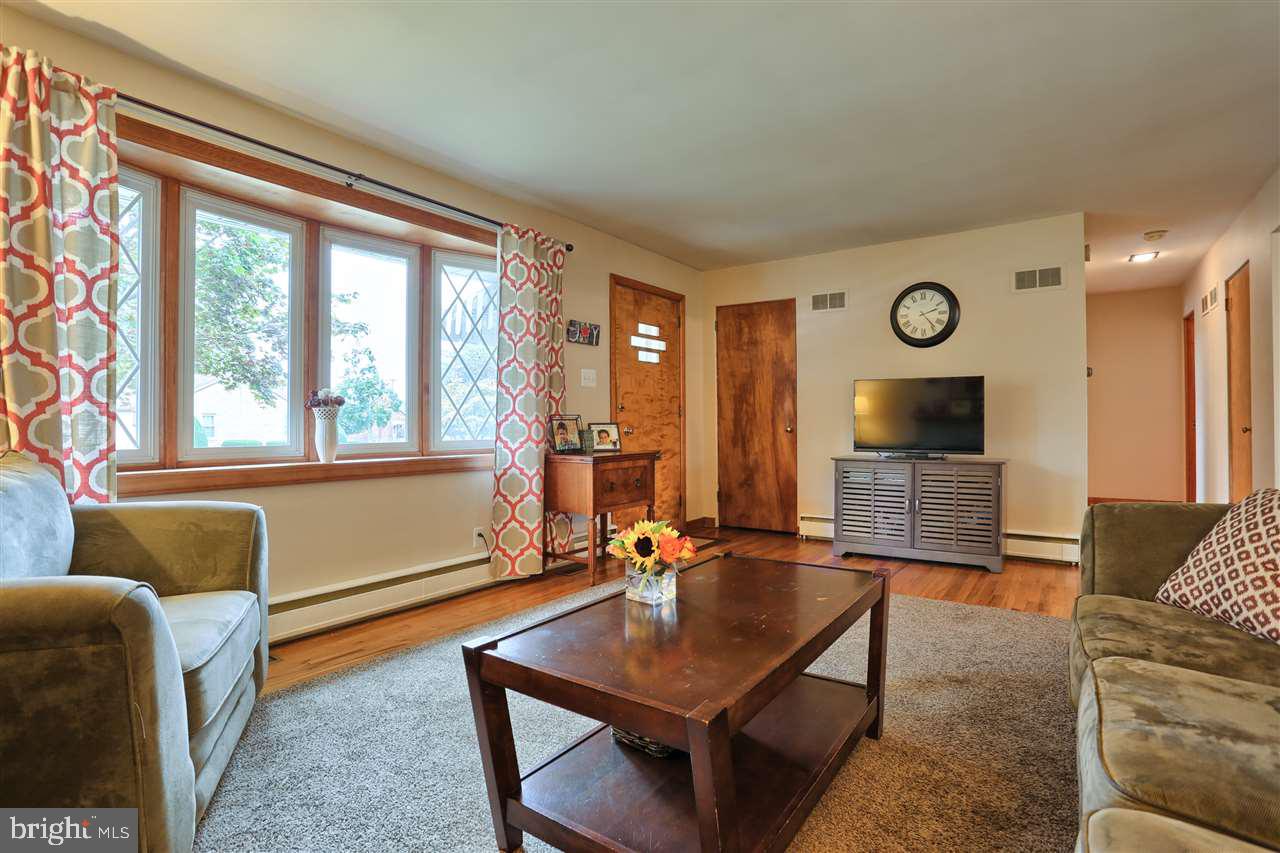 300 Miller Road Harrisburg, PA 17109 - Photo 6 of 25 Gallery Image 6