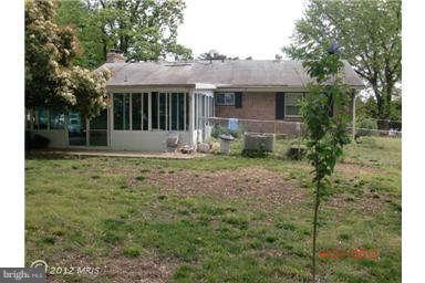 4464 Scotia Road Baltimore, MD 21227 - Photo 5 of 9 Exterior (Rear)