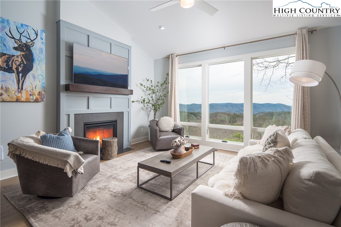 227 Calico Court Boone, NC 28607 - Photo 4 of 47