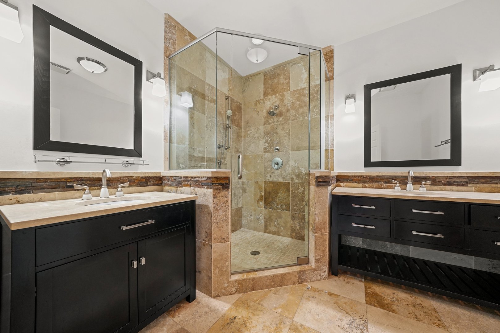 1703 South Prairie Avenue Chicago, IL 60616 - Photo 26 of 34 a bathroom with a sink double vanity and a mirror