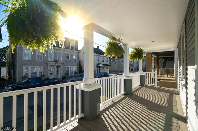 $344,000 | 195 Chambers Street, Phillipsburg, NJ 08865