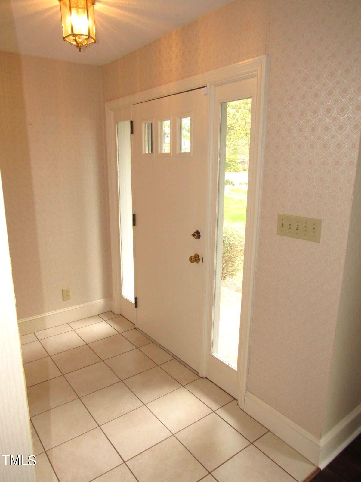 601 West Lake Road Creedmoor, NC 27522 - Photo 4 of 43 IMG_8994