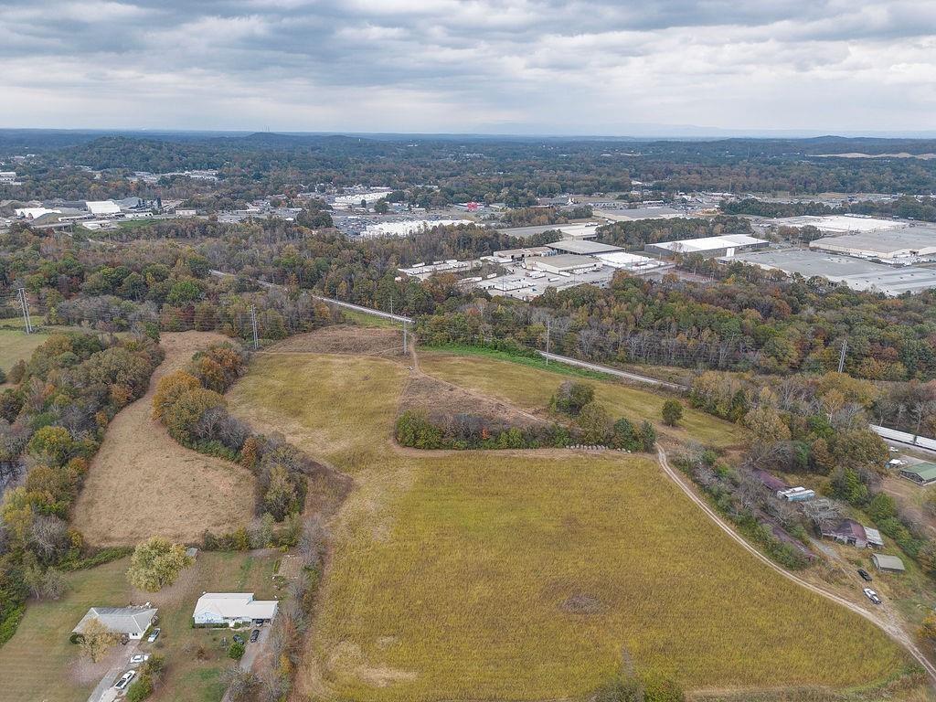 458 McDaniel Station Road Southwest Calhoun, GA 30701 - Photo 3 of 9 a view of an ocean