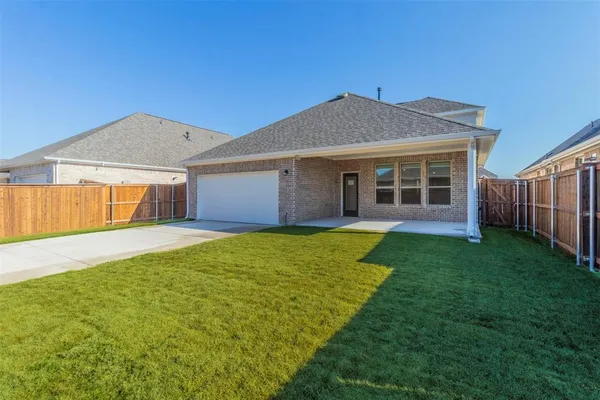 $2,800 | 2257 Vista Way, Waxahachie, TX 75165