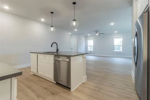 $2,800 | 2257 Vista Way, Waxahachie, TX 75165