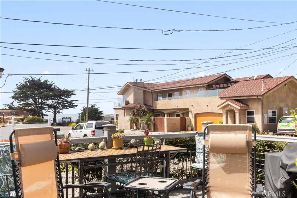 50 5th Street Cayucos, CA 93430 - Photo 12 of 47 a picture of city view
