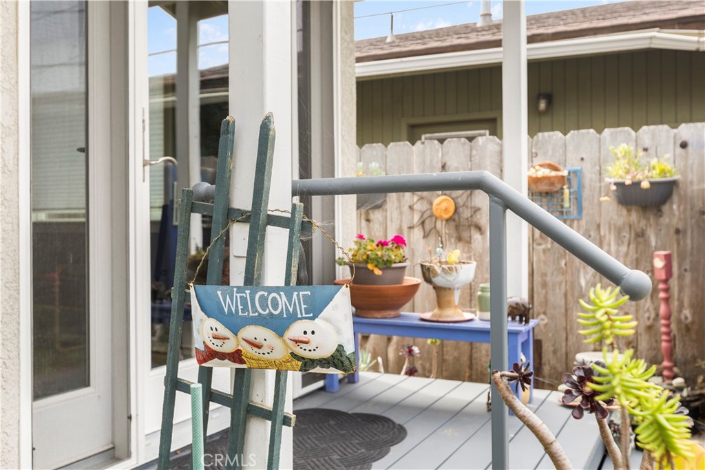 50 5th Street Cayucos, CA 93430 - Photo 8 of 47 a view of balcony with furniture
